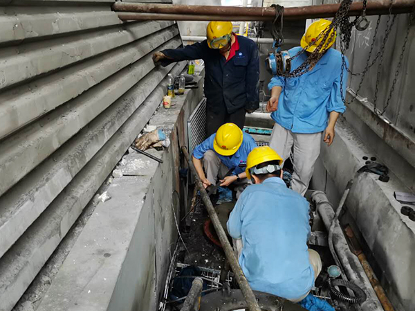 1595464076201217.jpeg 空預(yù)器上軸承平臺(tái).jpg