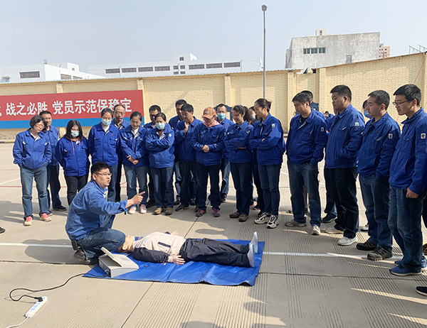 1618476676582486.jpeg 心肺復(fù)蘇.jpg