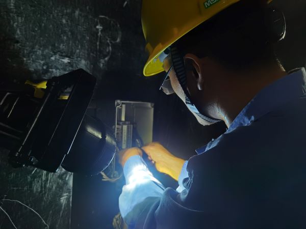 1631781848227201.jpeg 卸煤間處理故障1 (1).jpg