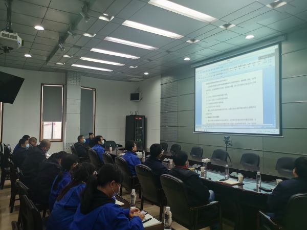 科技發(fā)展部，新聞，公司開(kāi)展能源管理培訓(xùn)，韓夏芬61508.jpg
