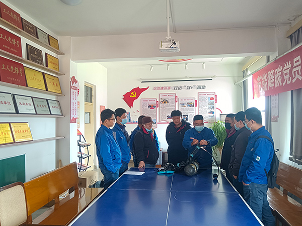 3月20日16：10，在合成車間活動(dòng)室開(kāi)展空呼演練 (2)(副圖）.jpg