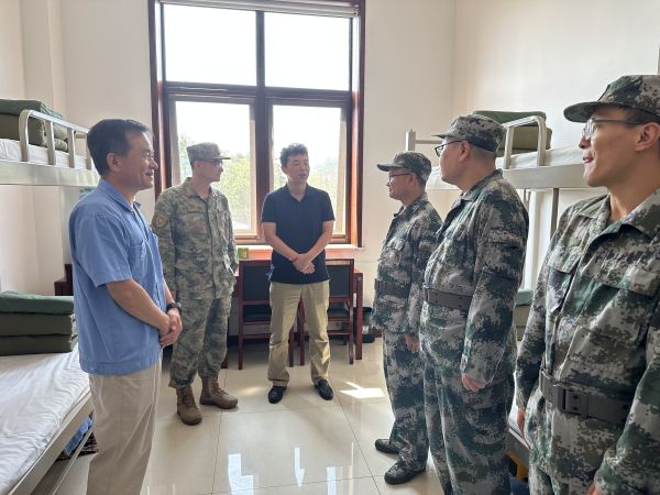 1694076621691933.jpeg 9月7日公司領(lǐng)導赴軍博園慰問集訓民兵6.jpg