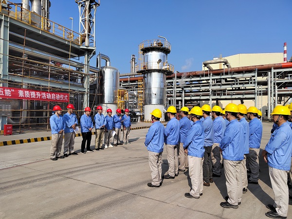 1694318107905997.jpeg 雙甲車間組織召開“五懂五會(huì)五能”素質(zhì)提升工程啟動(dòng)會(huì)3.jpg