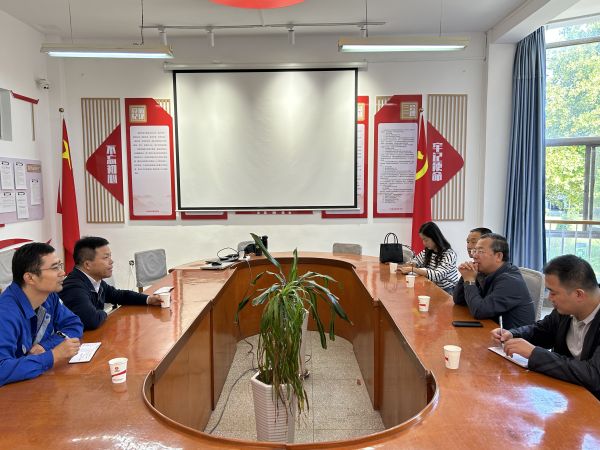 1697337527867153.jpeg 10月14日渭南市應(yīng)急管理局來公司開展安全檢查1.jpg