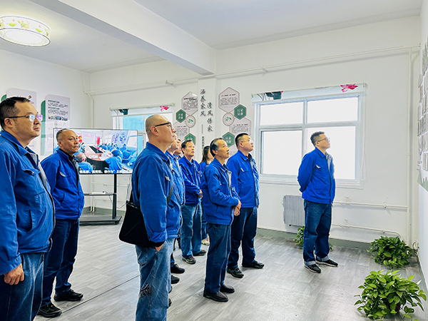 1700032023522207.jpeg 物料車(chē)間黨支部廉潔文化活動(dòng)室.jpg