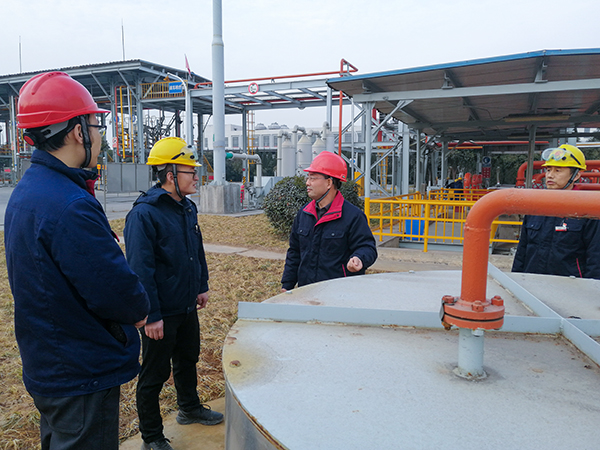 1704182405469656.jpeg 重大危險源安全專項檢查現(xiàn)場.jpg