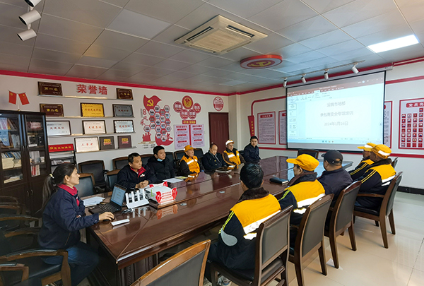 1705570059622105.jpeg 2024年1月16日運銷市場部對鐵路科承包商與員工進行安全教育2.jpg