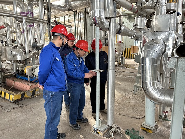 1707990362242399.jpeg 馬總深入生產(chǎn)現(xiàn)場(chǎng)開展安全檢查1.jpg