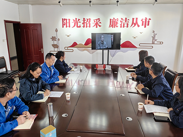 1710979226416354.jpeg 3月20日下午拍攝于支部廉潔文化陣地觀看警示教育片2.jpg