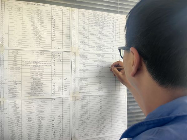 1714352275490219.jpeg 設(shè)備技術(shù)員銷項(xiàng)1.jpg