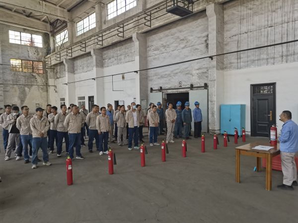 1720142994895139.jpeg 機(jī)械修造部舉行消防演練培訓(xùn).jpg