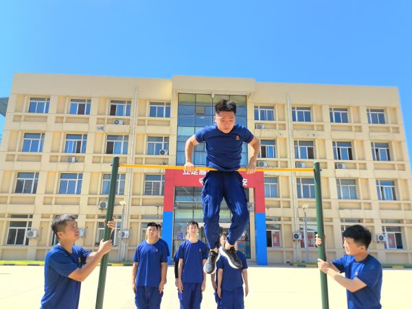 1723592971162884.jpeg 體能-單杠訓(xùn)練.jpg