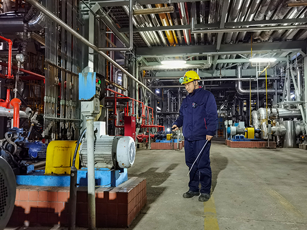 021740905389694460.jpg 班中動態(tài)巡查1.jpg