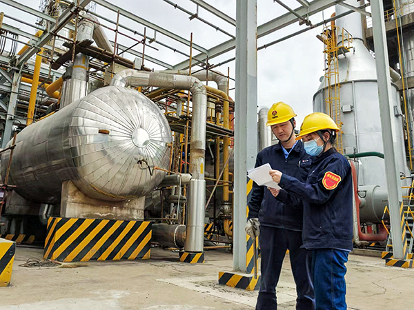 091744170181615831.jpg 現(xiàn)場(chǎng)負(fù)責(zé)人講解情況 副圖 600.jpg