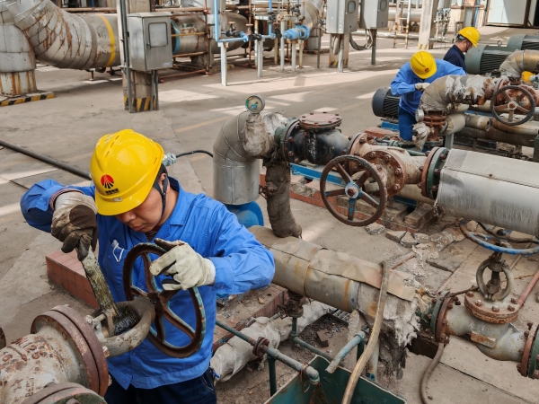 181744951972108155.jpg 閥門養(yǎng)護(hù).jpg