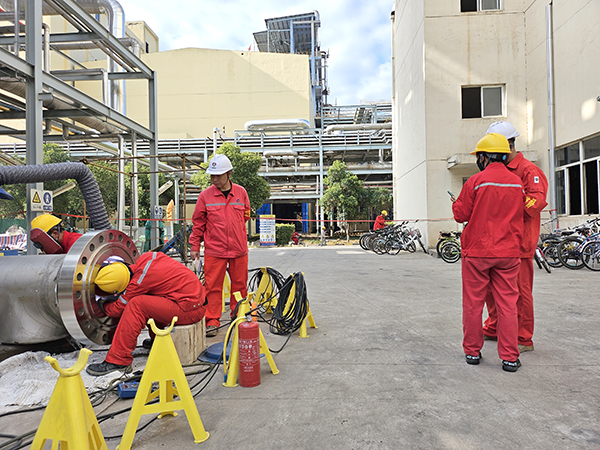 071751842331158850.jpg 檢修現(xiàn)場安全檢查2.jpg